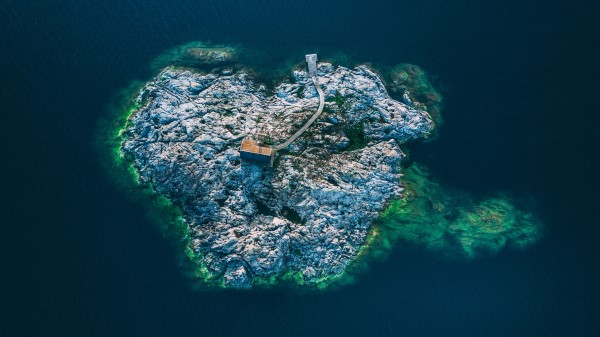 Utoe Sweden Island Top View wallpaper