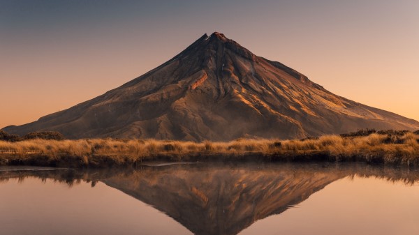 Volcano Peak Reflection wallpaper