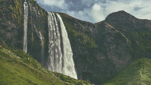 Waterfall River Cascade Wallpaper