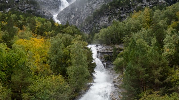 Waterfall Rocks Landscape wallpaper