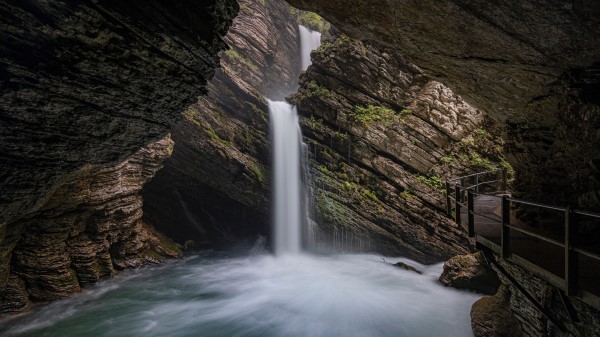 Waterfall Rocks Stream G wallpaper
