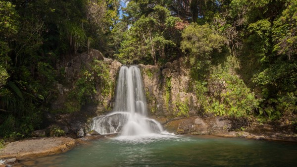 Waterfall Spray Rocks Image wallpaper