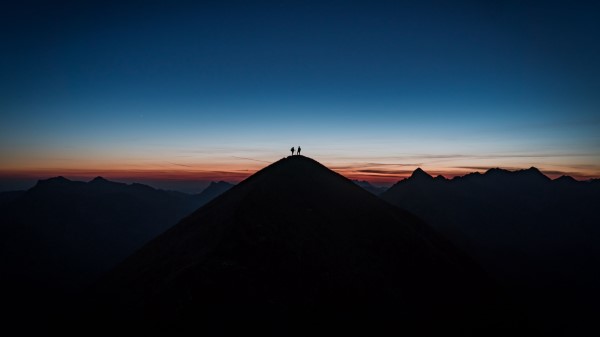 Silhouette Hill Distance wallpaper