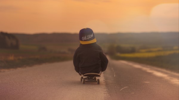 Skateboard Child Fog wallpaper