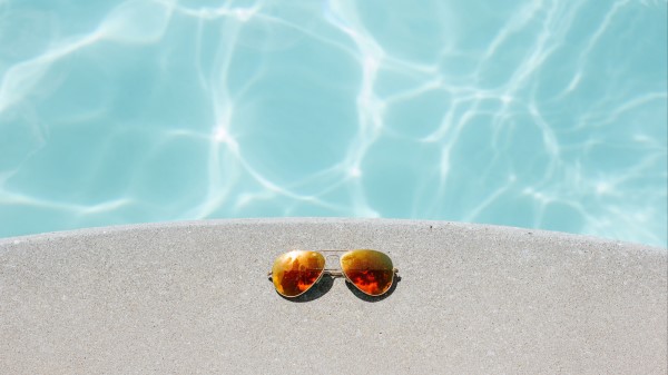 Sunglasses Border Water wallpaper