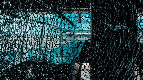 Surface Mesh Cracks wallpaper
