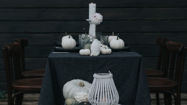 Table Chairs Pumpkin wallpaper