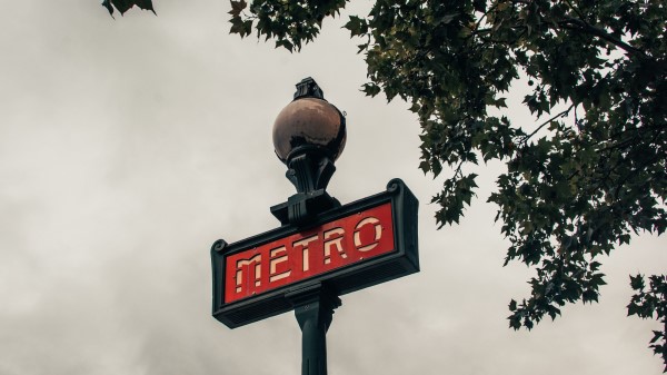 Metro Inscription Word wallpaper