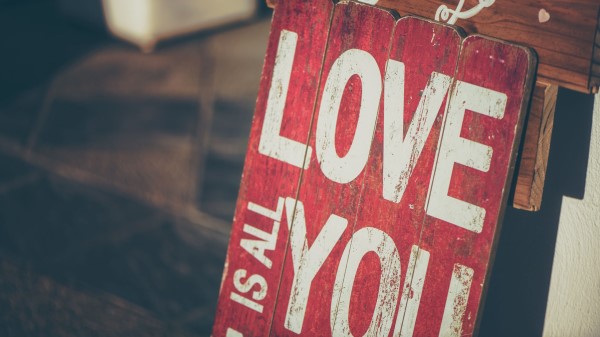 Inscription Love Board Art wallpaper