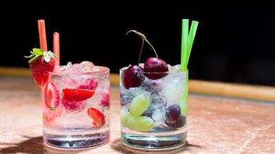 Cocktail Fruits Glasses Drinks Wallpaper