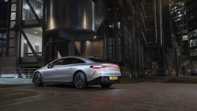 Mercedes Benz Eqs 8k Wallpaper