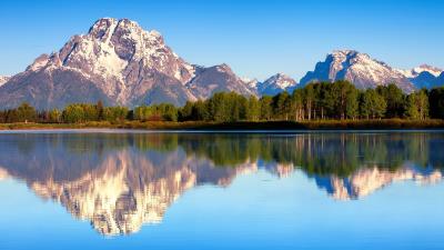 Perfect Reflection Wallpaper