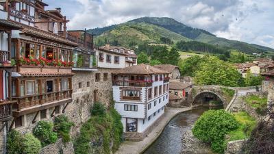 Spain Town River Bridge Houses Mountain Wallpaper
