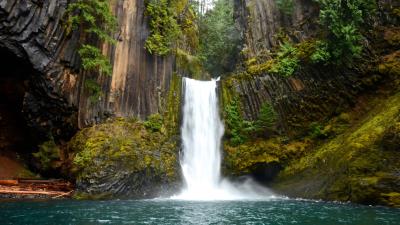 Waterfall Cliff 4k Wallpaper