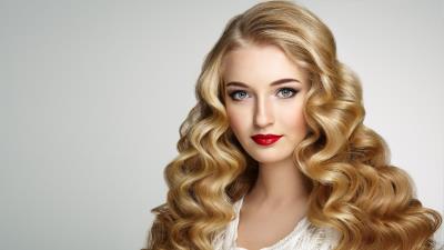 Young Lady With Wavy Hairstyle Wallpaper